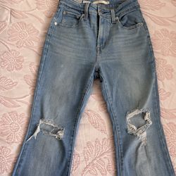 Levis Flared Jeans