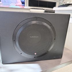Rockford Fosgate Punch P300-12 Single 12" 300-Watt Amplified Subwoofer in Enclosure