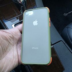 64GB Unlocked iPhone 8 Excellent Condition with Charger And Protector Case 