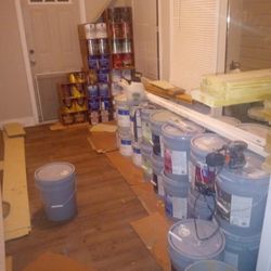 Over400 Gallons Buckets of Sherwin Williams, Have Them In 5 Gallon Buckets And Boxes Of Gallon Buckets Different Colors Have Semi-gloss Satin Eggshell