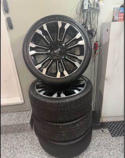 24 inch GM LUG PATTERN WHEELS