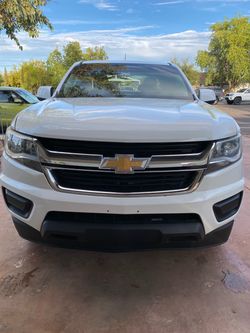 Chevrolet Colorado Pickup Truck – White