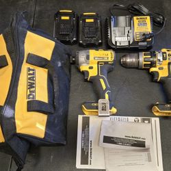 DeWalt 20v Impact Driver & Hammer Drill Tool Combo