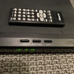 Memorex CD DVD player with remote