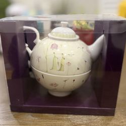 Teapot by Portmeirion