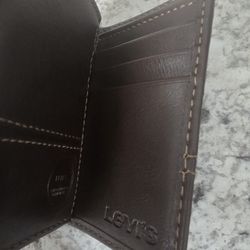 New Levis Wallet 