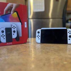 OLED Nintendo Switch | READ DESC)