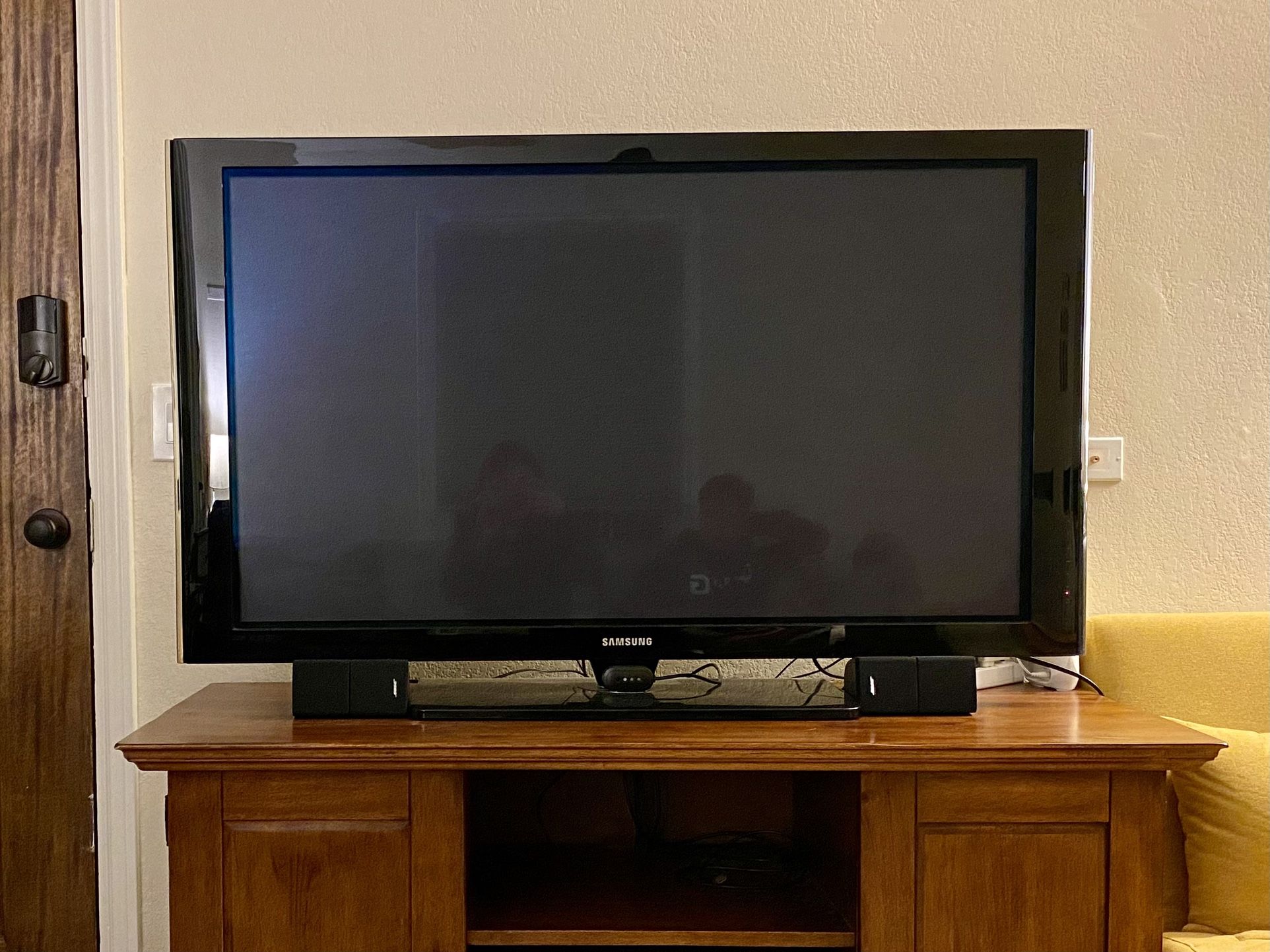50” Samsung TV