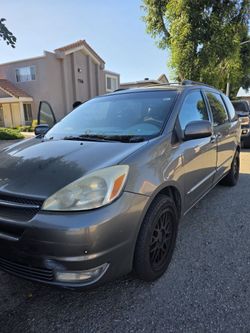 Toyota sienna   EXL 4D