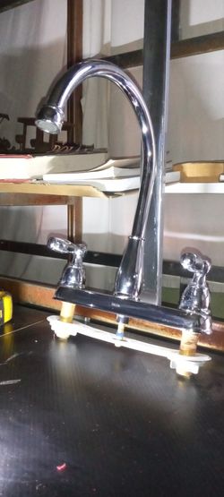 Delta Kitchen Faucet 