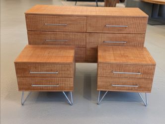 Dresser and nightstand set