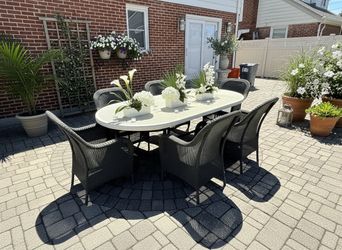 Designer Outdoor Set: 6 Crate & Barrel Wicker Chairs + (unsure of brand) Mosaic Table