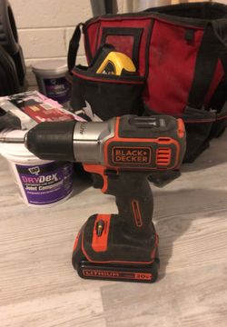 Black and Decker 20v drill auto sense
