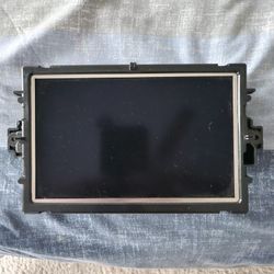 2013-2016 Mercedes GL550 4MATIC, Navigation And Infotainment Screen