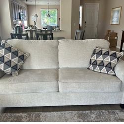 Ashley Furniture Abinger Sofa – Natural Beige – Excellent Condition