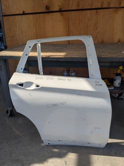 2016-2017-2018-2019-2020-2021 BMW X1 RIGHT REAR DOOR OEM USED #10540