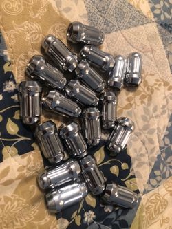 Lug nuts