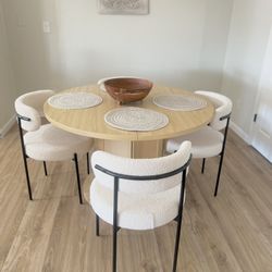 Dining Table & Chairs