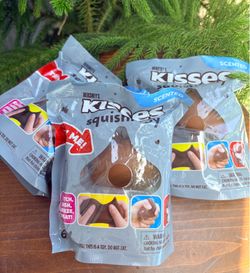 🍫  Kisses Squishy 🍫  HTF Hershey’s kisses
