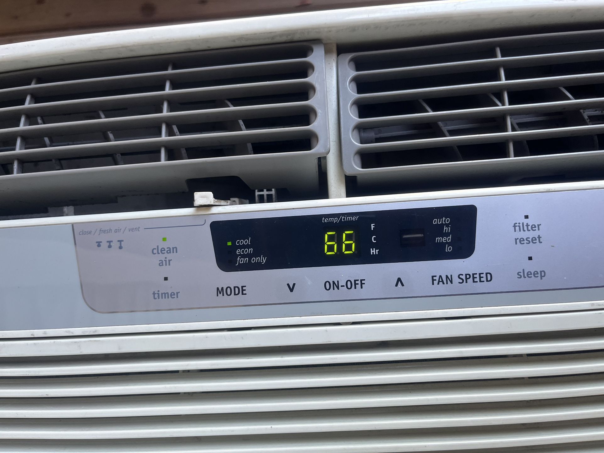 12,000 BTU Window AC Unit