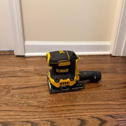 20V MAX XR Cordless Brushless 5 in. Random Orbital Sander (Tool Only)