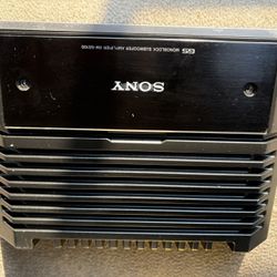 Sony XM-GS100 Amp and Kenwood 12" sub