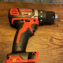 New Milwaukee Drill M18 (Tool Only Solo Herramienta)