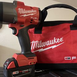Milwaukee Wrench Torque New In Box Retail For $599 With Everything Asking $359