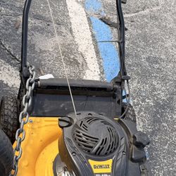 Dewalt Lawnmower 