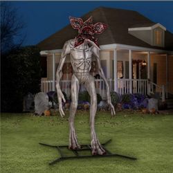 Life Sized Netflix Stranger Things Animated Giant 7.5 Foot Tall Demogorgon - NEW IN BOX