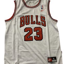 New Stitched Michael Jordan White Jersey Size xL