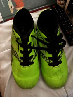 Boys Soccer Shoes