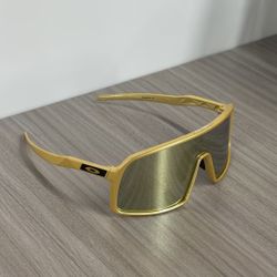 OAKLEY SUTRO LITE SWEEP & SUTRO SUNGLASSES 