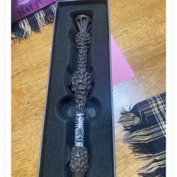 Harry potter professor Dumbledore’s wand