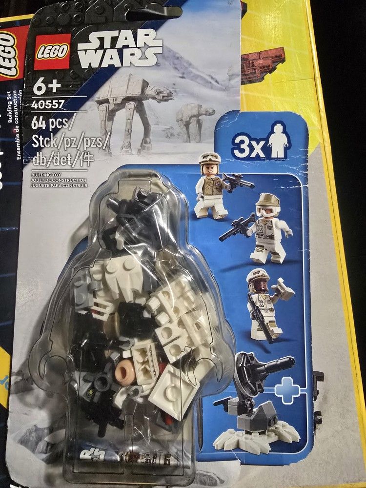 Retired Lego HOTH Battle Pack