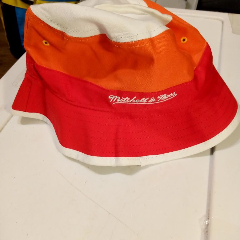 NBA Finals Hat - Mitchell And Ness - Never Worn for Sale in Buford, GA -  OfferUp