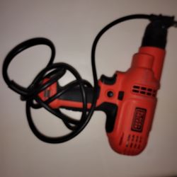 electric drill Decker