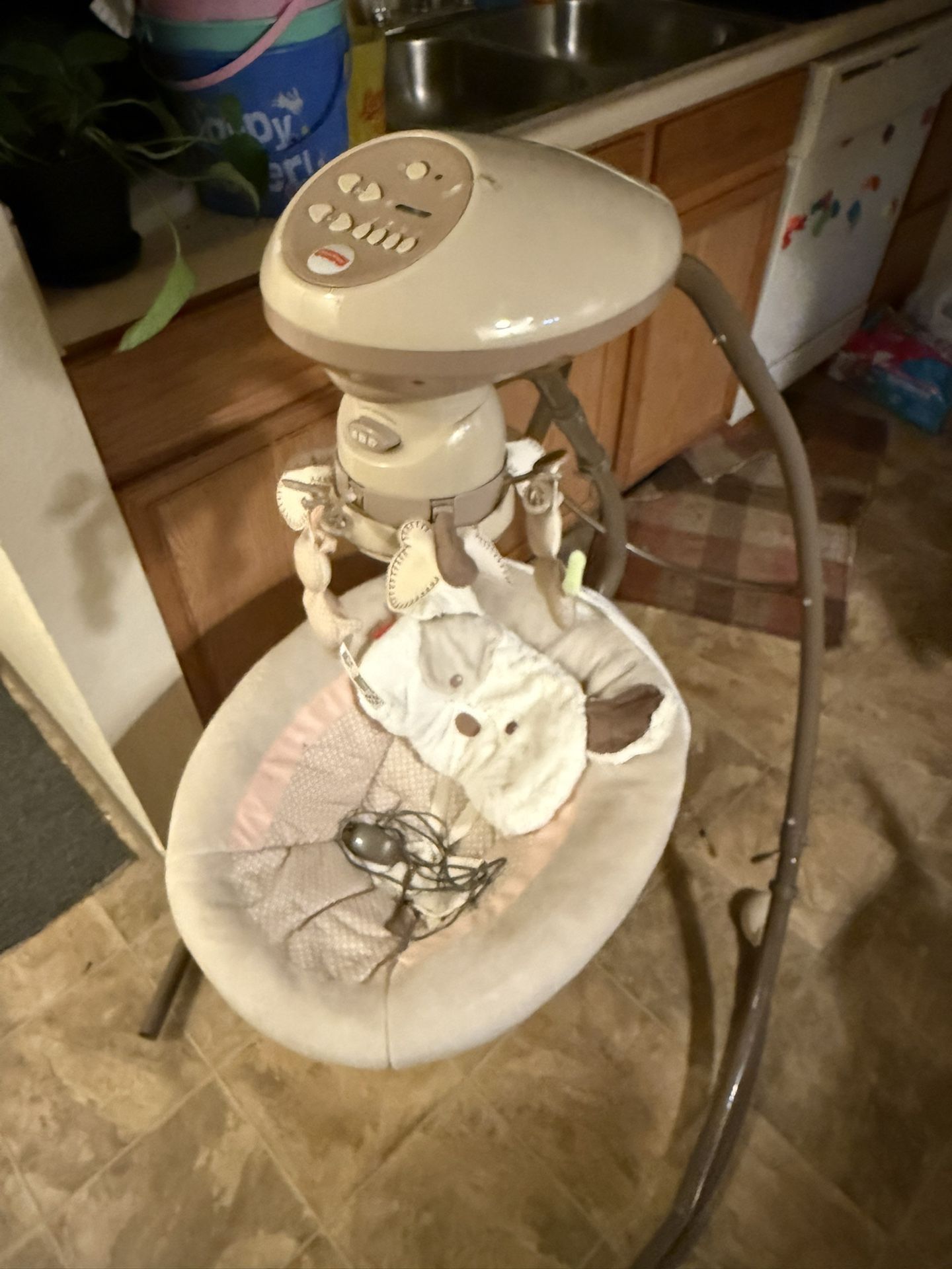 Baby swing