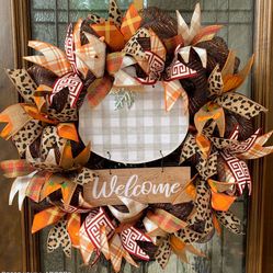 Beautiful fall Welcome Wreath 