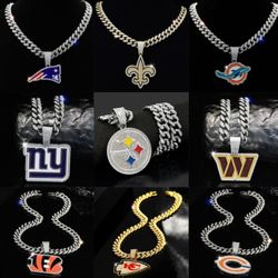 Lakers Raiders Colts Ravens 49ers Packers Chiefs Falcons Dodgers Steelers NFL Grizzlies Pendant With Chain.  Choose 1  SHIPPING AVAILABLE 