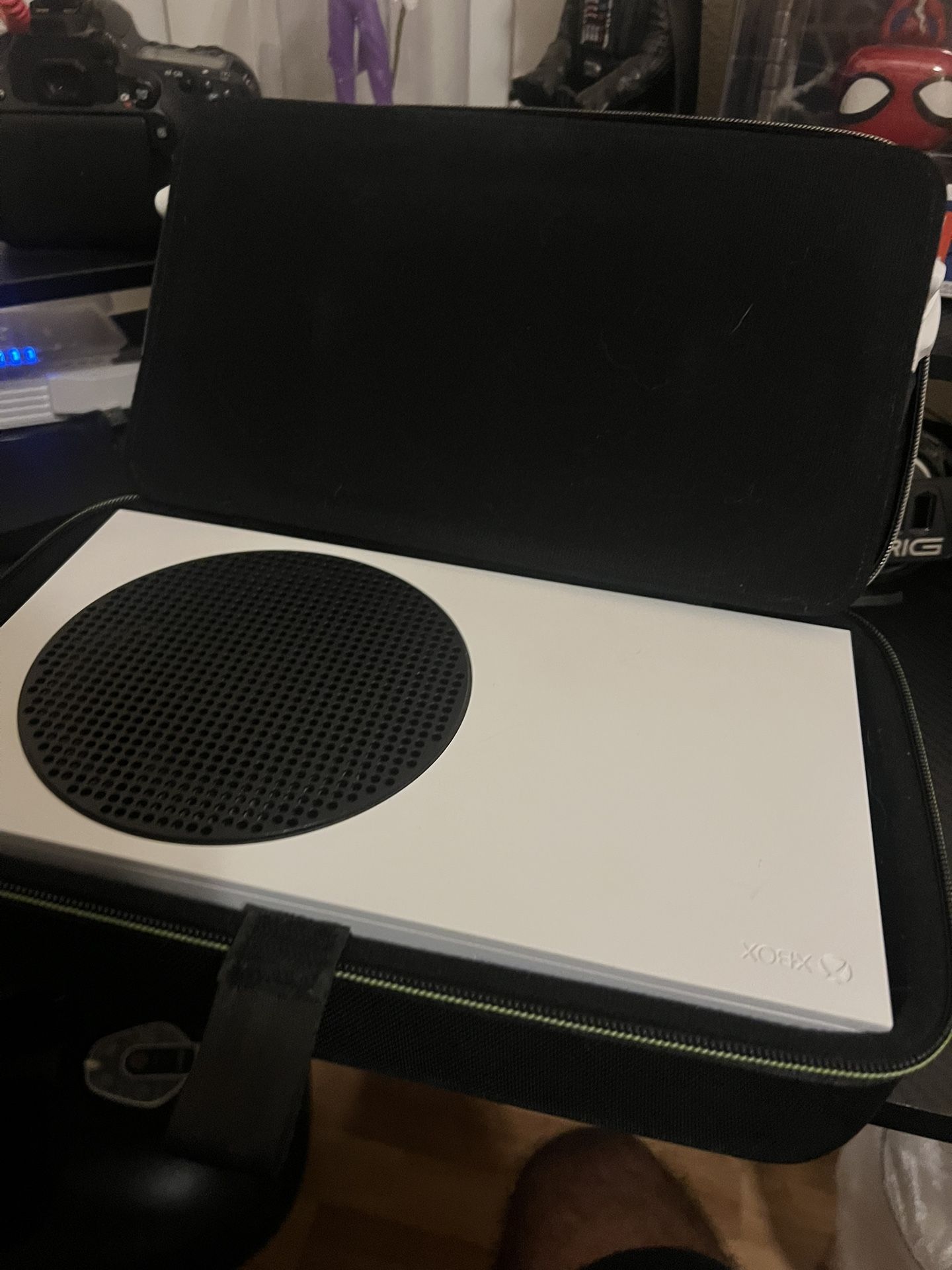Xbox Series S + Accessories