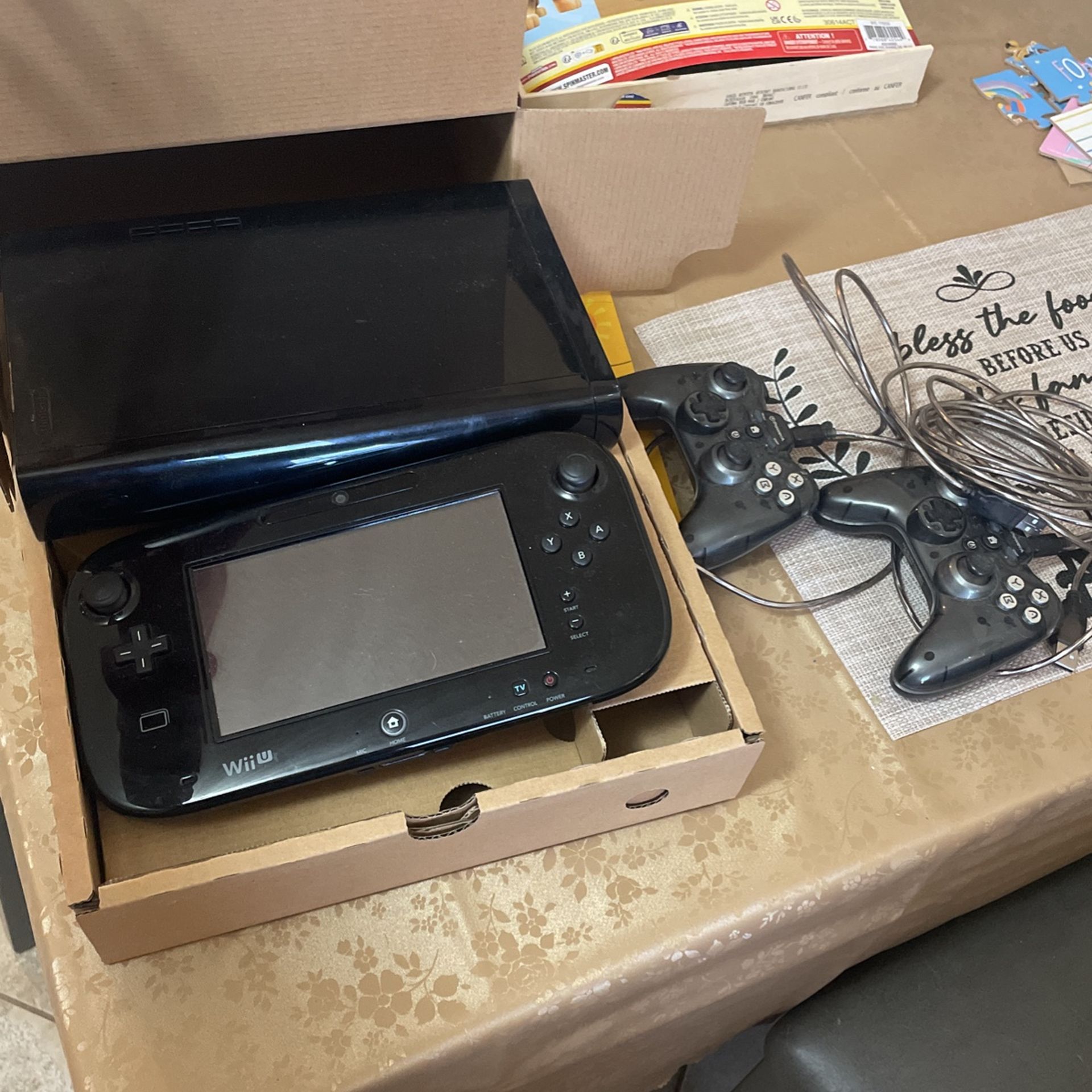 Wii U With 2 Controllers 