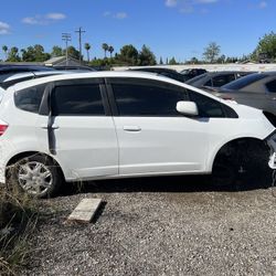 Seats Tail Gate Trunk Lid 2012 Honda Fit Wheels Rims