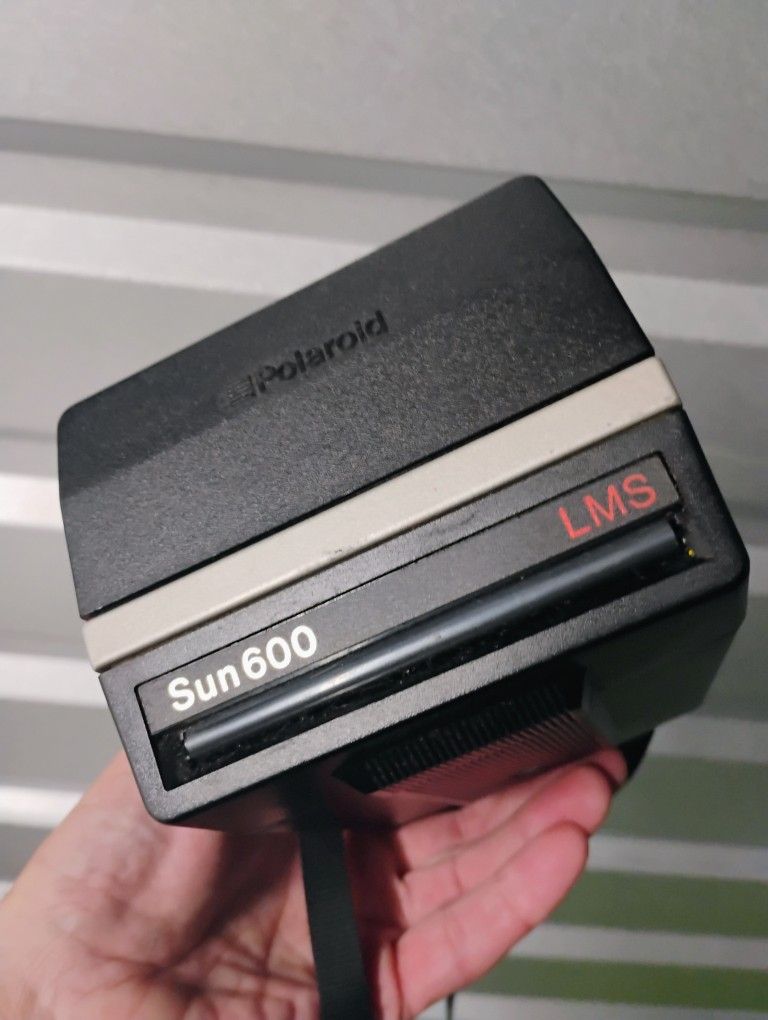 Polaroid Sun 600 LMS