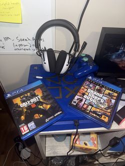 Custom PS4 Slim - 500 GB  w/ Controller, Headset, Games