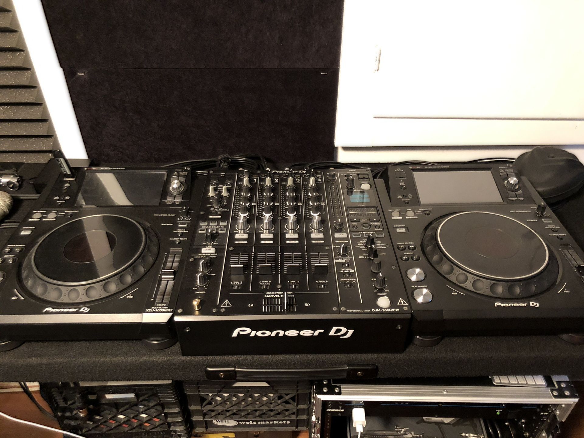 [NEW PRICE DROP] Pioneer DJ rig (check details)