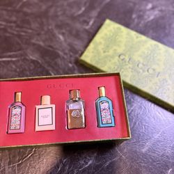Perfume set