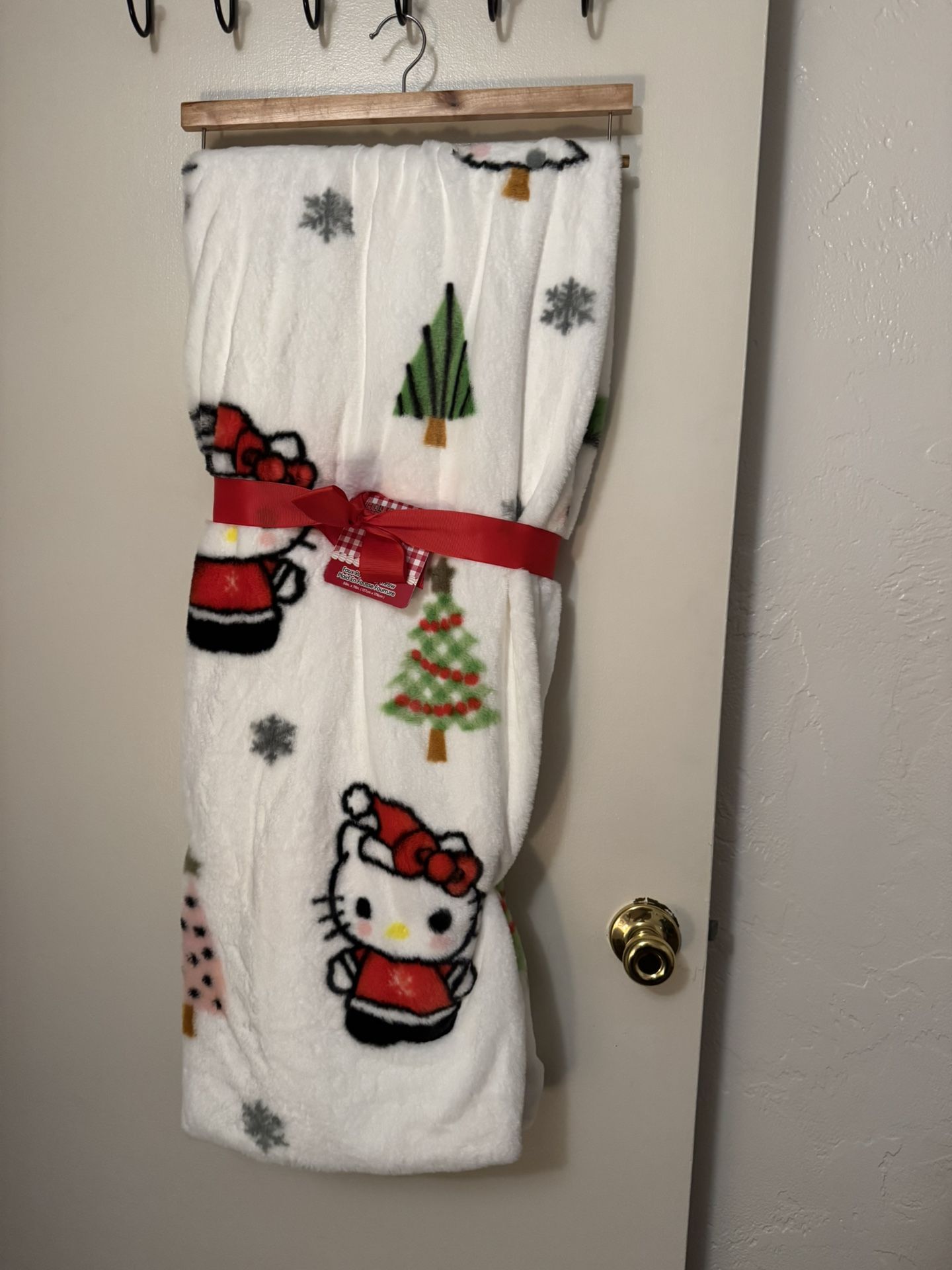 Hello Kitty Blanket