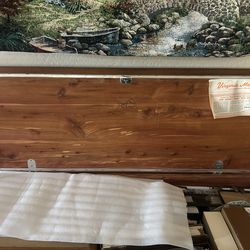 Lane cedar chest