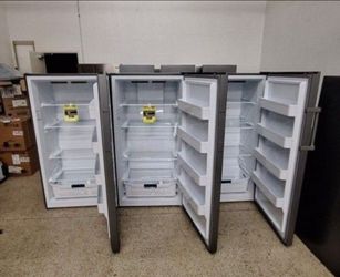 Hisense 17 cu ft. Garage Freezer